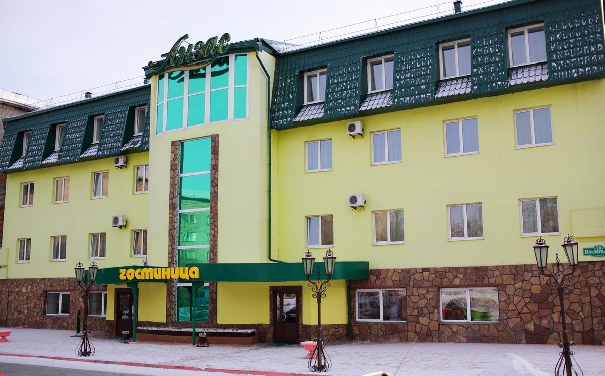 Hotel Anzas Abakan Exterior photo